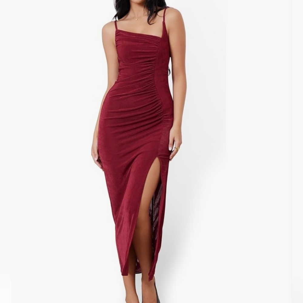 Elegant Burgundy Bodycon Evening Dress